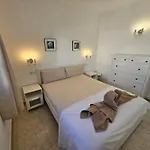 Casa Sanwasy Playa Bastian * كوستا تاغيسي
