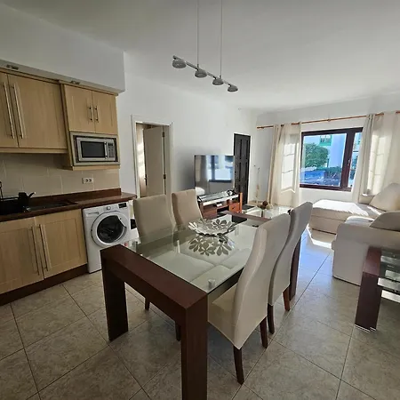 Casa Sanwasy Playa Bastian Apartamento *