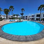 Casa Sanwasy Playa Bastian * Costa Teguise