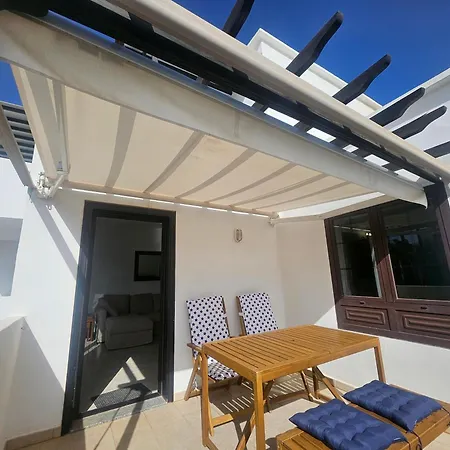 Casa Sanwasy Playa Bastian 코스타 테기세