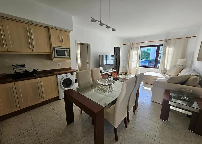 Casa Sanwasy Playa Bastian 아파트 *