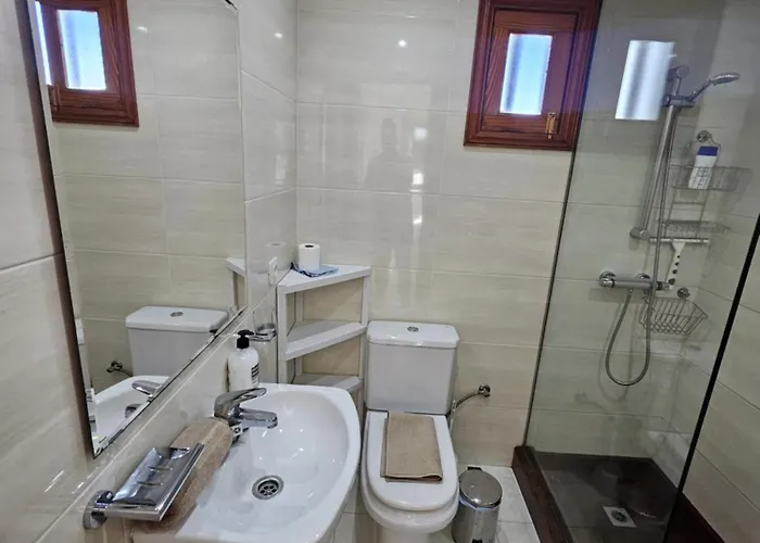 Casa Sanwasy Playa Bastian * 코스타 테기세