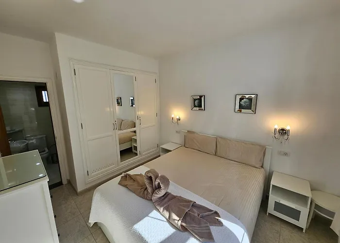 Casa Sanwasy Playa Bastian 코스타 테기세